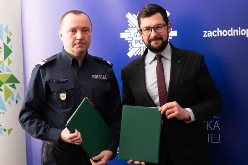 Samochody elektryczne i termomodernizacja komend ze wsparciem