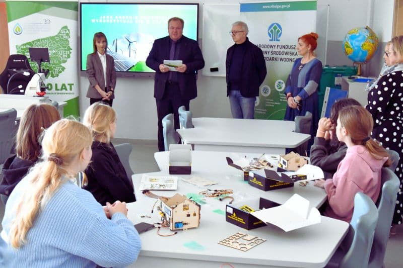 Uczniowie z SP 51 dbają o świat