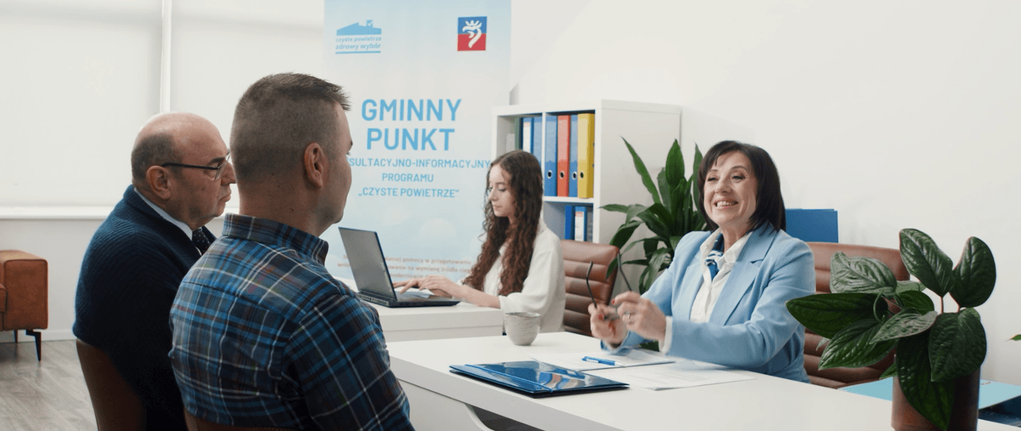 Dbamy o czyste powietrze z Hanną Śleszyńską. Akcja edukacyjna programu „Czyste Powietrze” zachęca do wymiany kopciucha i ocieplenia domu