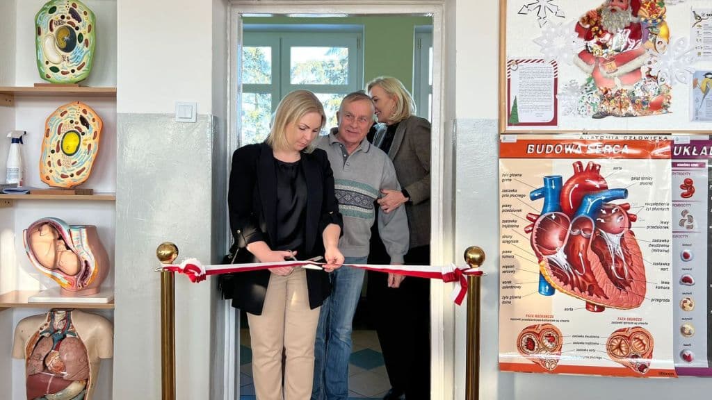 Uczniowie z Dargobądza uczą się w nowej Eko-Pracowni