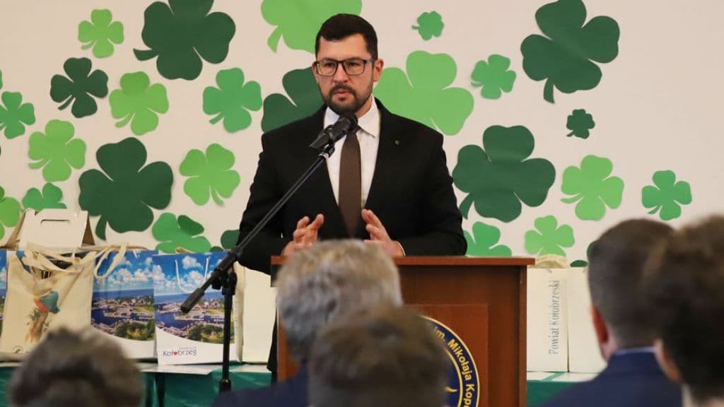 Kołobrzeski Kopernik z nowoczesnym sprzętem z programu Eko-Pracownia